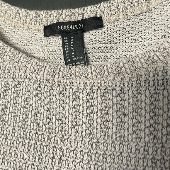 Forever 21 Crop Knit Sweater - Size Medium - Picture 3 of 4